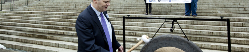 Ringing the Gong for Homeless Kids